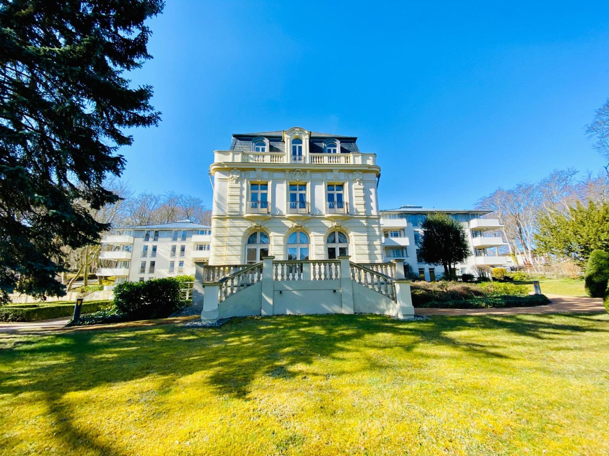Residenz Bleichroeder - Ferienwohnung Charlotte Heringsdorf  Exterior photo